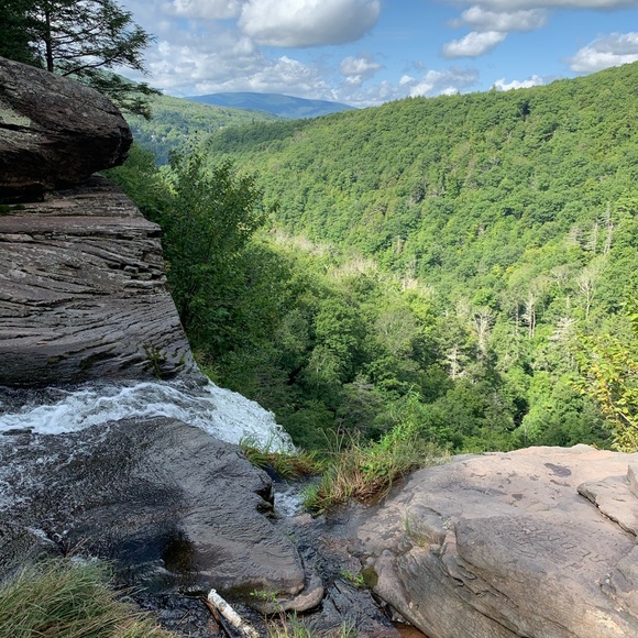 Meet your Posher, Naidelyn - Picture 7 of 8